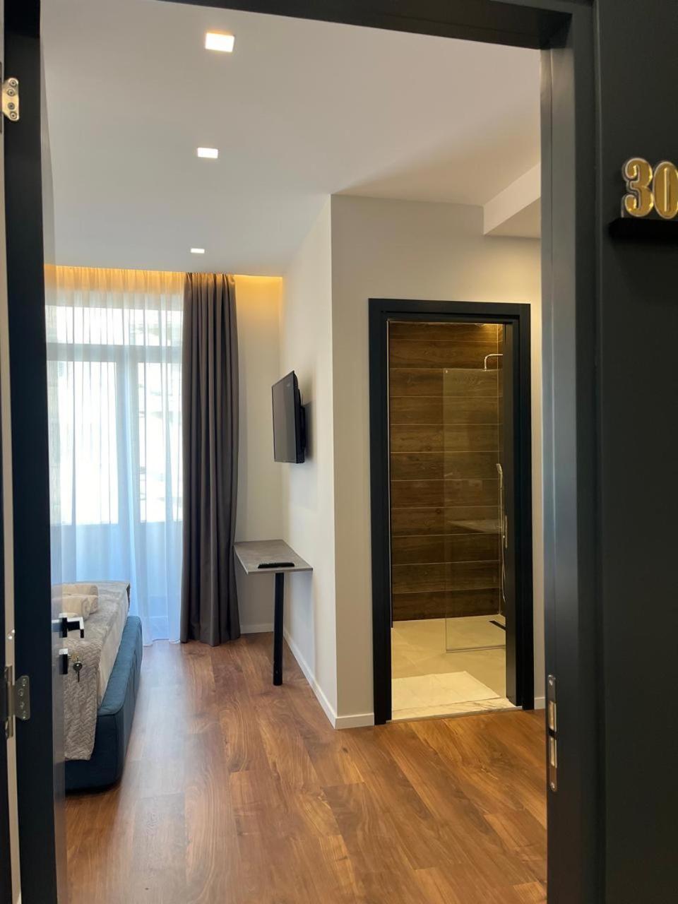 North Alb Hotel Шкодер Екстер'єр фото