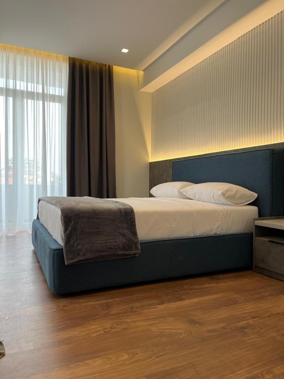 North Alb Hotel Шкодер Екстер'єр фото