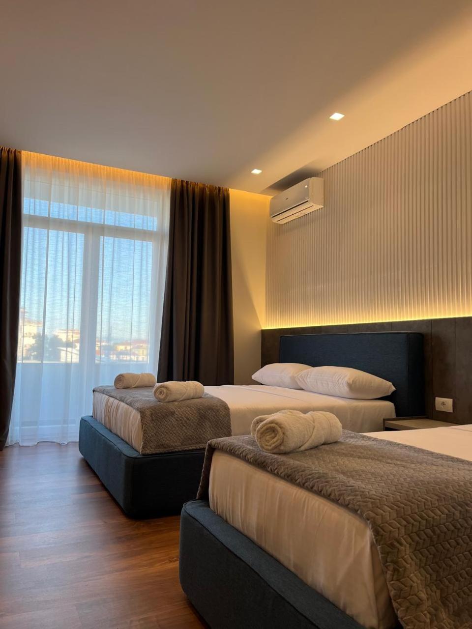 North Alb Hotel Шкодер Екстер'єр фото