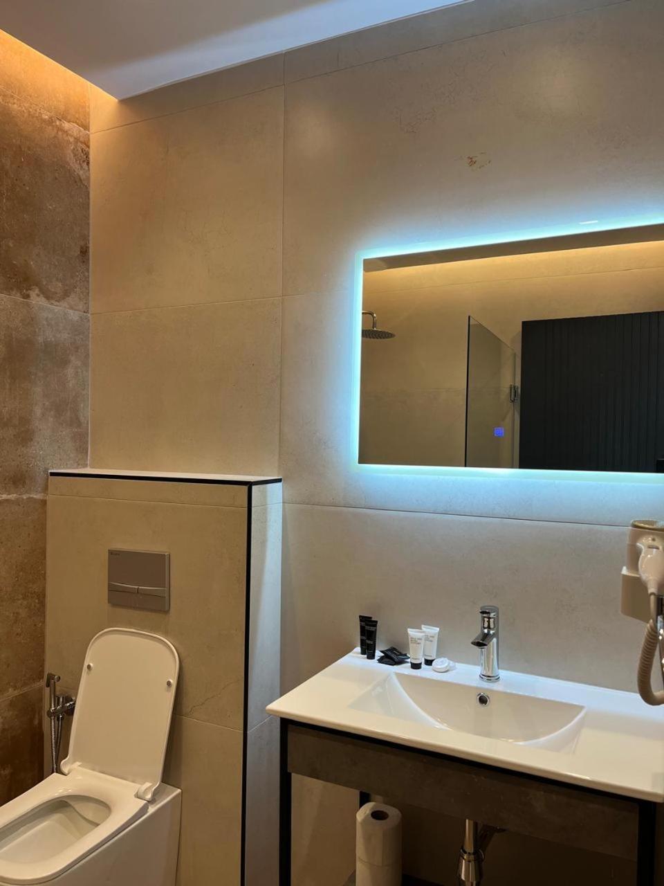 North Alb Hotel Шкодер Екстер'єр фото